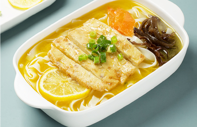 檸檬金湯河粉